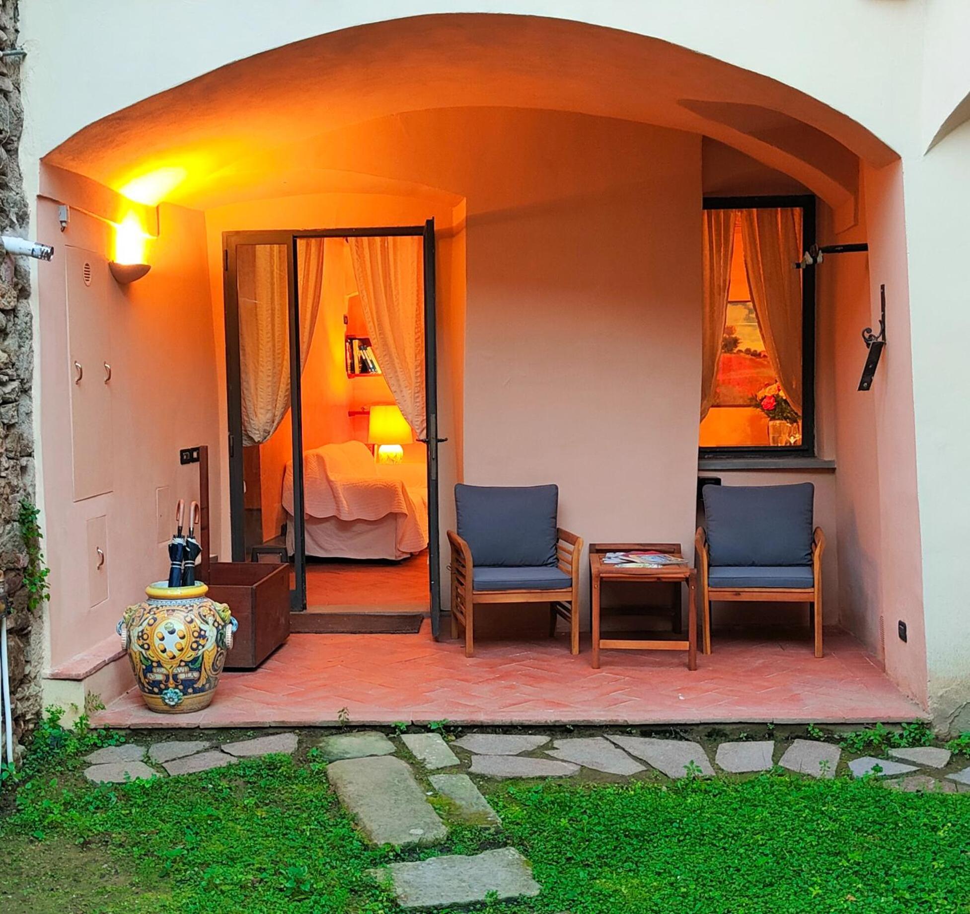 Il Patio Apartment Арецо Екстериор снимка